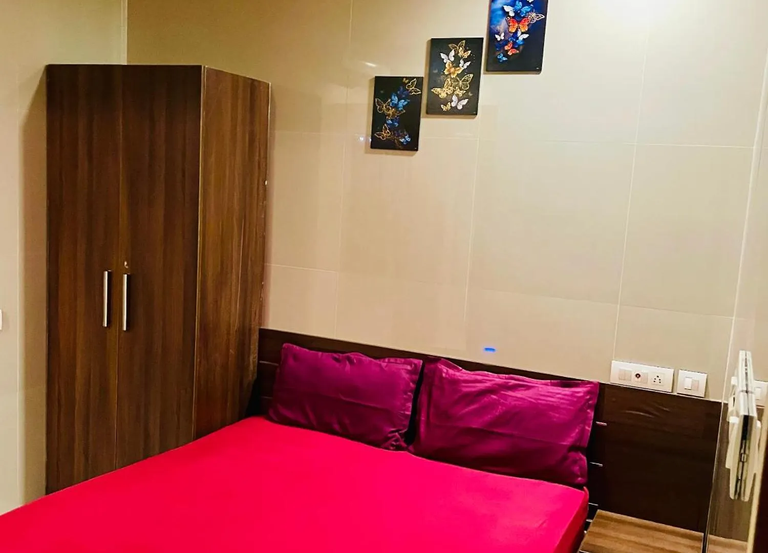 Lodge Hotel Meridian Regency Kochi