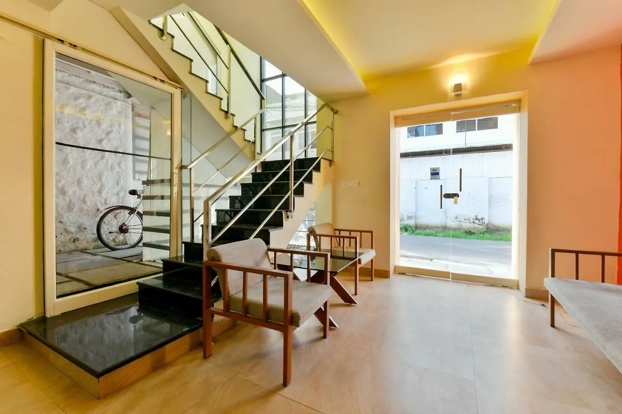 Lodge Hotel Meridian Regency Kochi