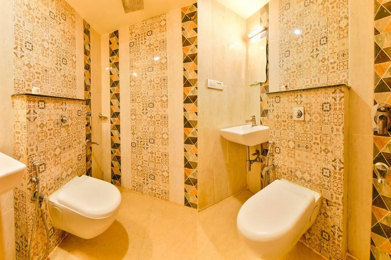 Hotel Meridian Regency Kochi 0*,